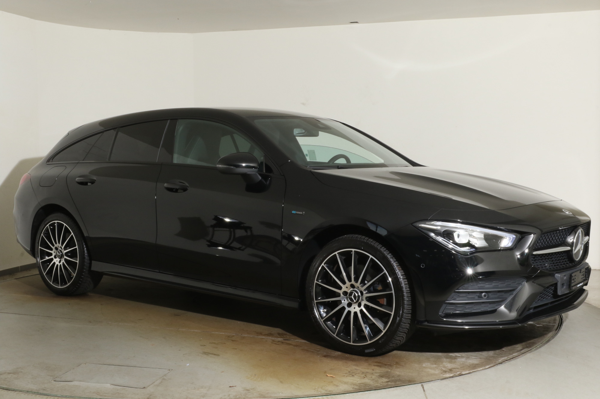 Mercedes-Benz CLA 250e