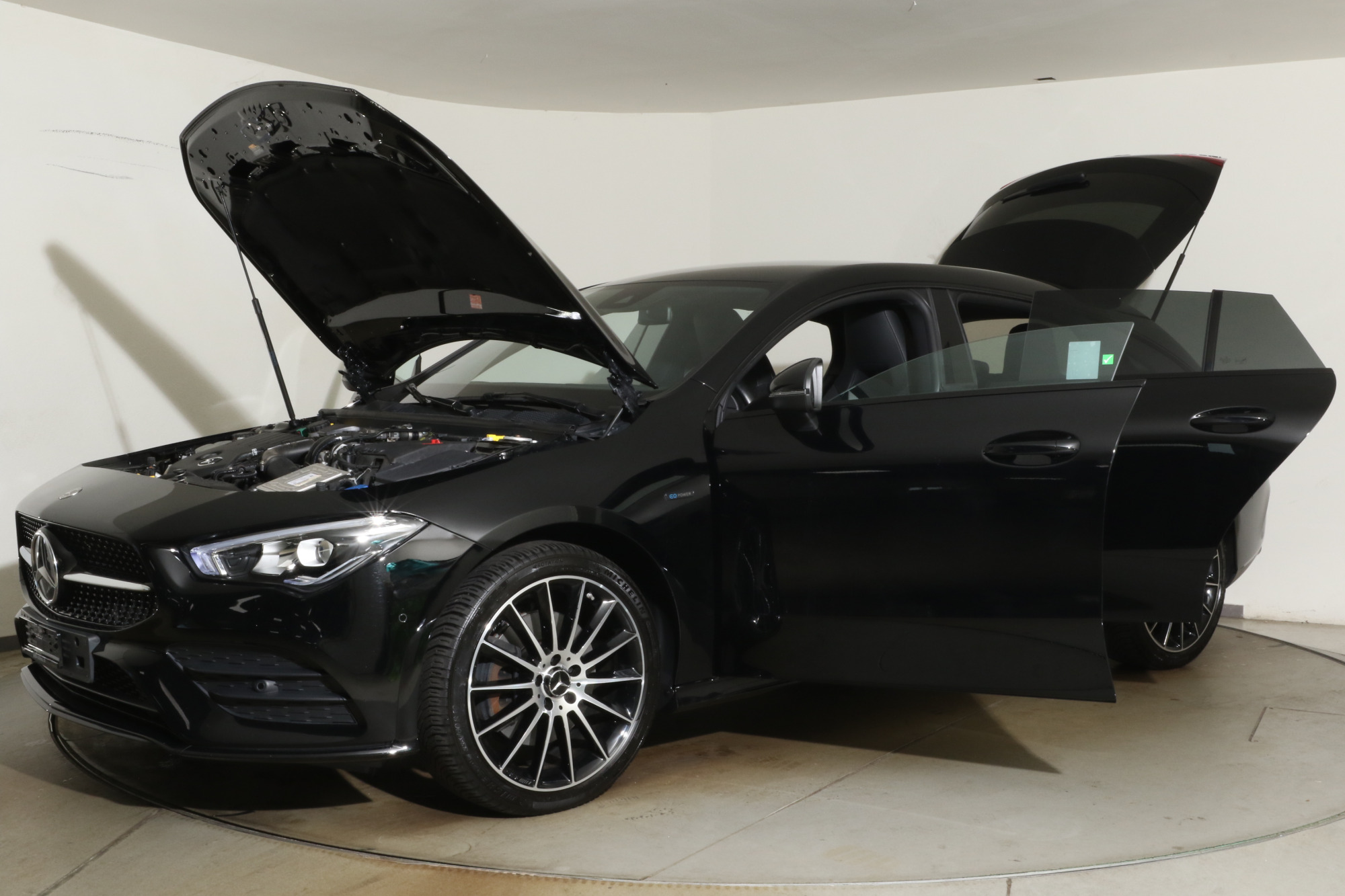 Mercedes-Benz CLA 250e - Bild 6