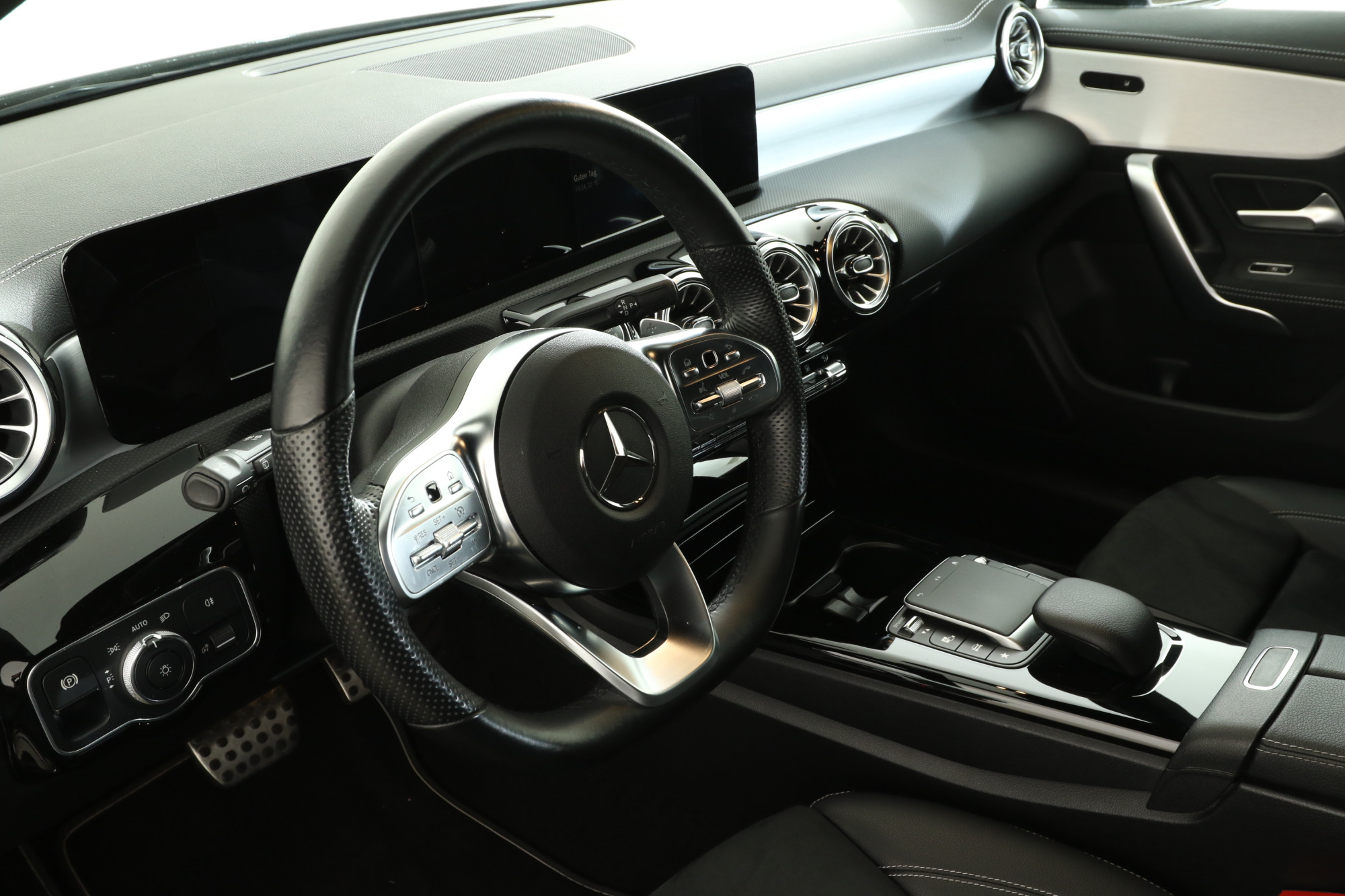 Mercedes-Benz CLA 250e - Bild 13